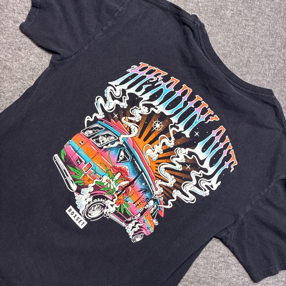 Boxset Headin' Out Graphic T-Shirt Mens Large Black Van Skulls Mushrooms